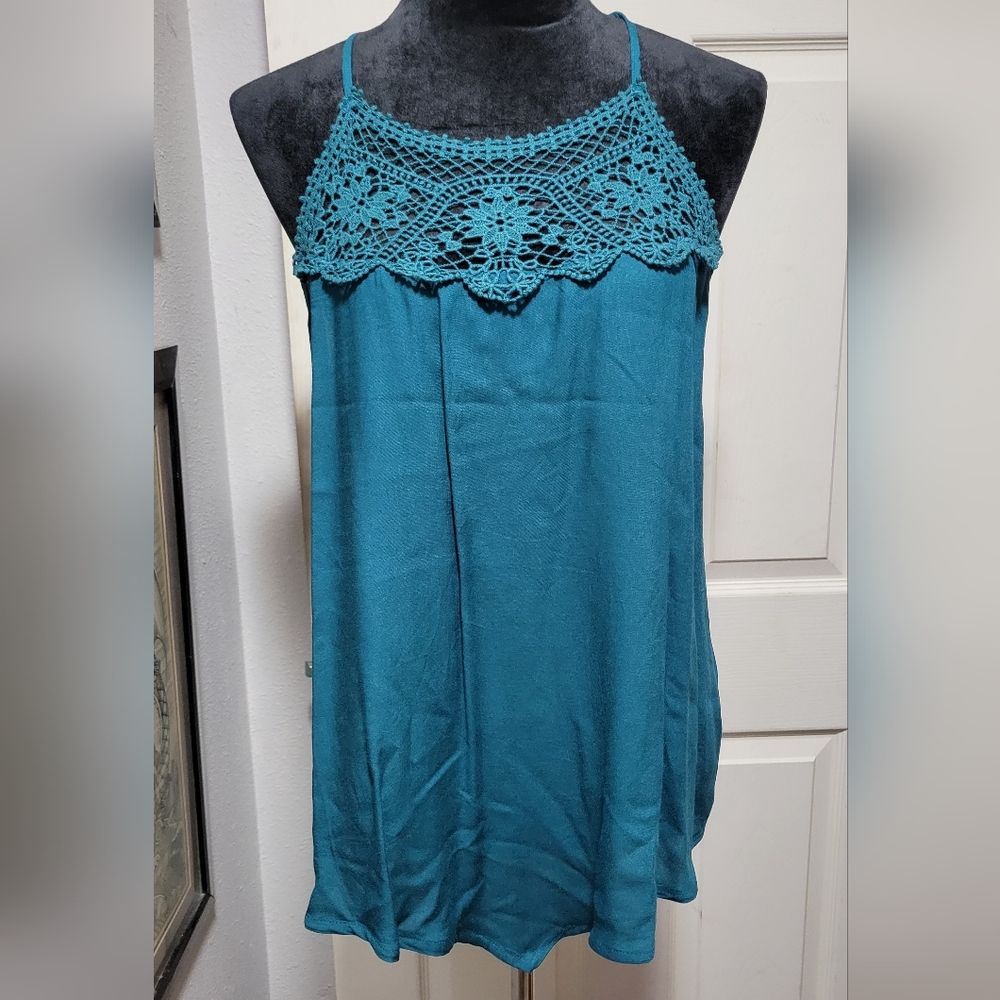 Maurices NWT  XL Woman's Tank top